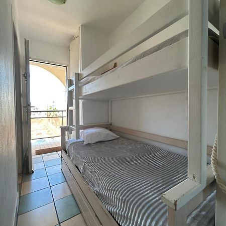 Studio Vue Mer Situe A Cote De La Plage Quartier Des Quilles Sete Exterior photo